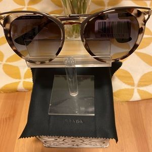 Prada Sunglasses-55▪️20 145 Gray gradient lens